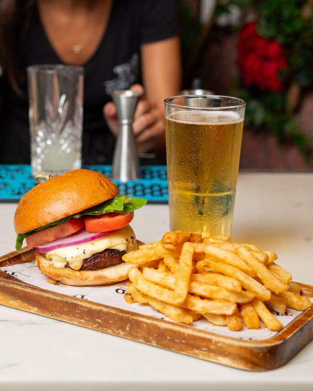 Grand Burger